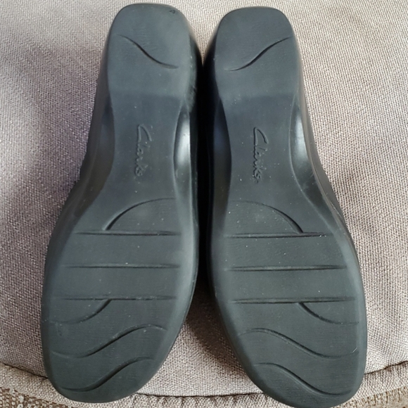Clark's Loafers 9W Black - Picture 4 of 4